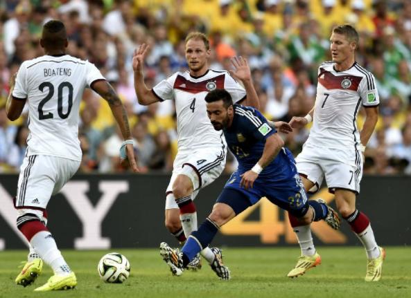 维希涅夫斯基：主场对阵荷兰是梦想，上场吃牌是因不懂规则